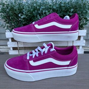 Vans Ward Platform skate shoes in fuchsia/magenta suede